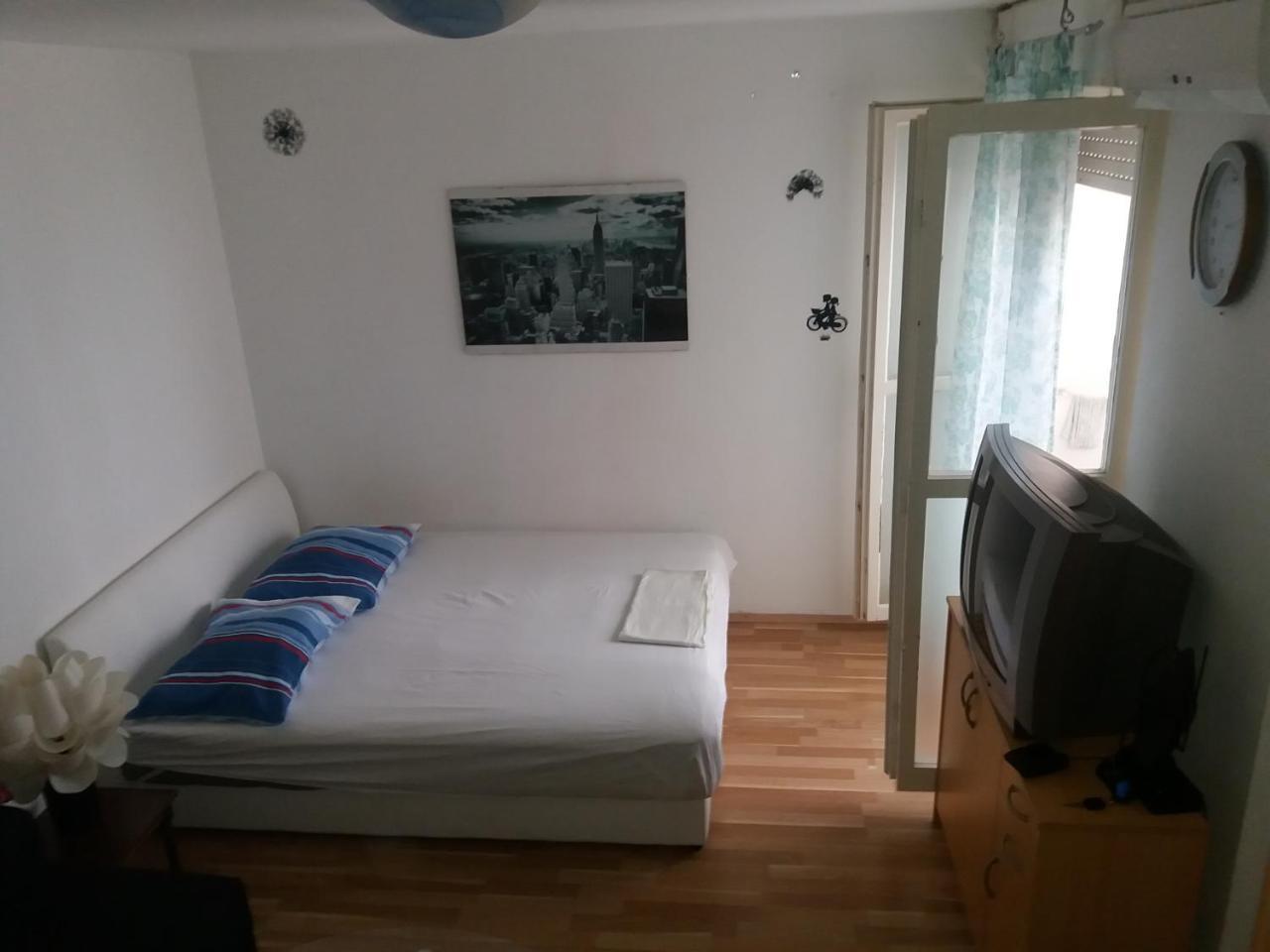 Studio Apartment Ema Split Luaran gambar